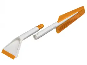 купить Щетка для снега со скребком FISKARS SnowXpert