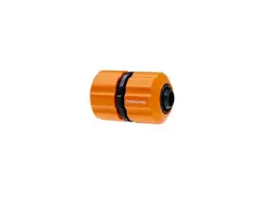 купить Муфта соед. для шлангов 3/4' FISKARS