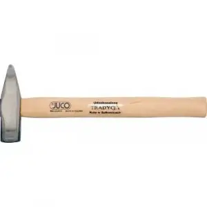 купить Молоток слесарный с деревянной ручкой  700гр. "Juco"