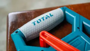купить Рулетка 50 м TOTAL TMT710506