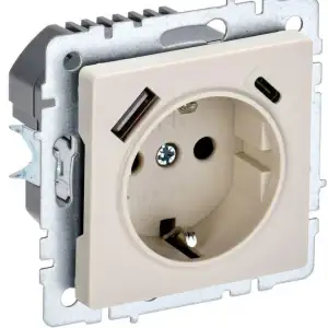 купить Розетка BRITE РЮш11-1-БрКр 16А с USB A+C 18Вт с заземл. защ. шторки беж. IEK BR-R14-16-U22-018-K10
