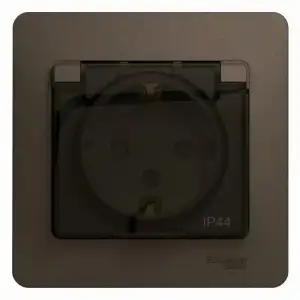 купить Розетка 1-м СП 1мод. Glossa 16А IP44 с заземл. защ. шторки с крышкой в сборе шоколад SE GSL000848