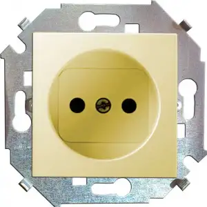 купить Розетка 1-м СП Simon 15 16А IP20 250В без заземл. защ. шторки винтов. клеммы механизм сл. кость Simon 1591444-031