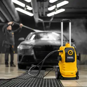 купить Моечная машина высокого давления K 70 Power, 2500 Вт, 180 бар, 600 л/ч, асинх. двиг.// Denzel