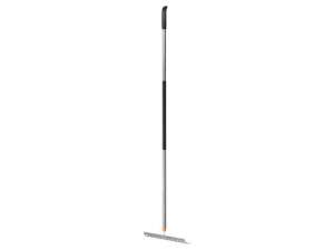 купить Грабли для грунта мет. Ergonomic Soil FISKARS