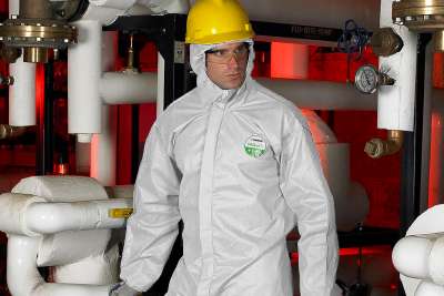 Как выбрать идеальный рабочий комбинезон для удобства и защиты