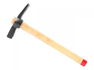 Молоток каменщика с деревянной рукояткой 600 г (Кирка каменщика) (Кирка каменщика) наличный и безналичный расчет