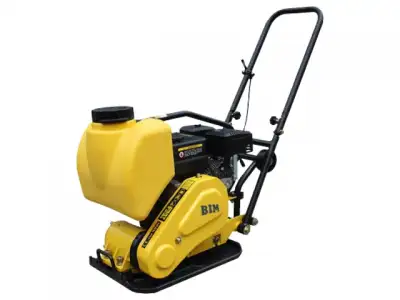 Виброплита BIM CP 068 D (двиг. Dinking 168F, 6.5л.с.,бенз., бак для воды, рез. коврик, 68кг) наличный и безналичный расчет