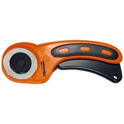 Нож, 45 мм, вращающееся лезвие ролик, пластмассовая ручка пистолетного типа Sparta наличный и безналичный расчет