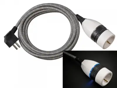 Удлинитель-шнур 3 м (1 роз., 3.3кВт, с/з, ПВС) Brennenstuhl Extension Сable (цвет черно-белый, с/з - с заземляющим контактом с подсветкой) наличный и безналичный расчет