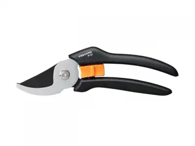 Секатор плоскостной FISKARS Solid P121 наличный и безналичный расчет