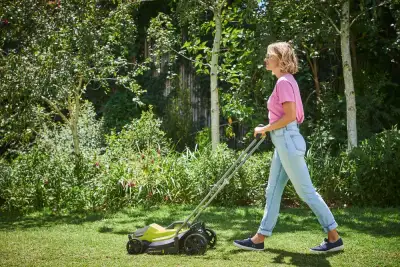 ONE + / Газонокосилка RYOBI OLM1833B (без батареи) наличный и безналичный расчет