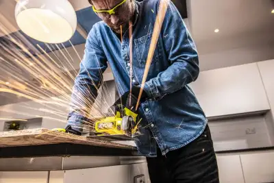 ONE + / Пила циркулярная аккумуляторная Ryobi HP RCT18C-0 (без батареи) наличный и безналичный расчет