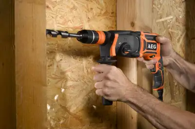 Перфоратор AEG KH24 IXE SDS + наличный и безналичный расчет