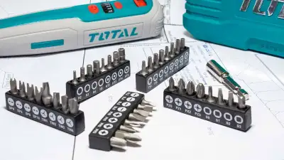 Отвертка аккумуляторная TOTAL TSDLI0403 наличный и безналичный расчет