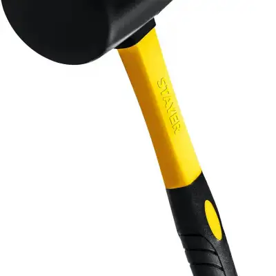 Чёрная резиновая киянка STAYER PROFI 680 г наличный и безналичный расчет