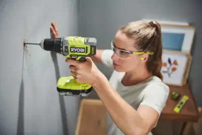 ONE + / Ударная дрель-шуруповерт RYOBI RPD18-2C42S наличный и безналичный расчет