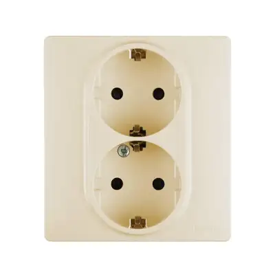 Розетка 2-м СП Etika 16А IP31 250В 2х2P+E с заземл. защ. шторки немецк. стандарт безвинт. клеммы сл. кость Leg 672333 наличный и безналичный расчет