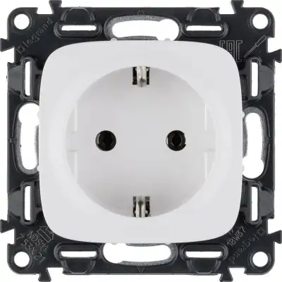 Розетка 1-м СП Valena Allure 16А IP2X 250В 2P+E безвинтов. клеммы с лицев. панелью механизм бел. Leg 753721 наличный и безналичный расчет