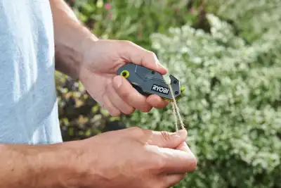 Нож компактный складной RYOBI RFK25T наличный и безналичный расчет