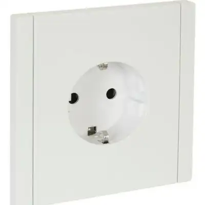 Розетка СП FORTE&PIANO FP213 16А с заземл. защ. шторки безвинт. крепл. бел. IEK FP-R14-16-1-K01 наличный и безналичный расчет