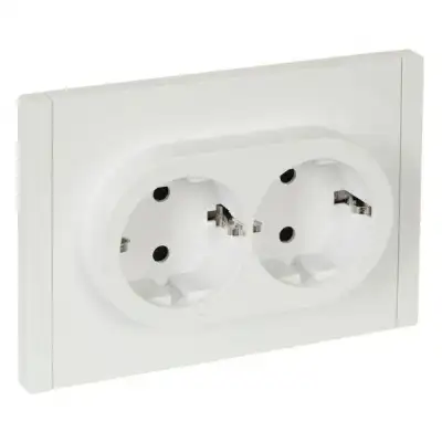 Розетка 2-м СП FORTE&PIANO FP223 16А с заземл. защ. шторки безвинт. крепл. бел. IEK FP-R24-16-1-K01 наличный и безналичный расчет