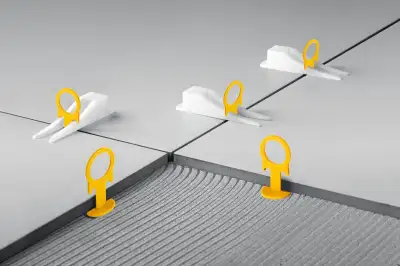 ЗУБР КОЛЬЦО, комплект: 1,5 мм, зажим + клин, 50 + 50 шт, система выравнивания плитки (33833-H50) наличный и безналичный расчет