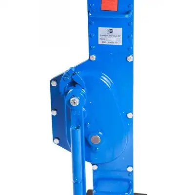 Домкрат реечный TOR ДРН 10000 10 т с низким подхватом и обрезиненной ручкой наличный и безналичный расчет