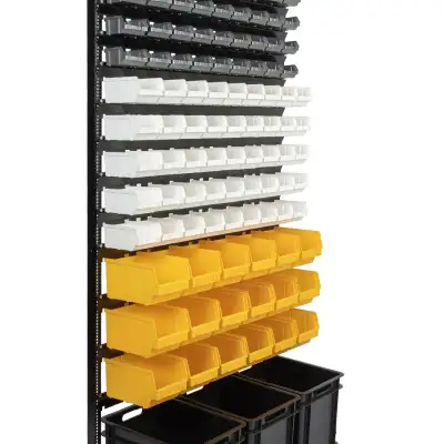 Лотки пластиковые на стеллаже для сборочного цеха наличный и безналичный расчет